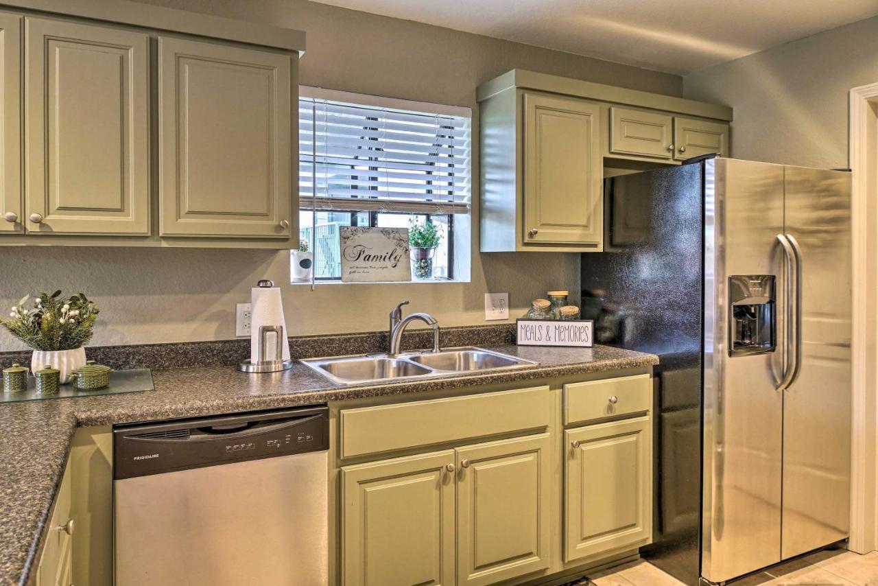 Condo Amidst Branson Action With Pool Access And Golf! Exterior foto